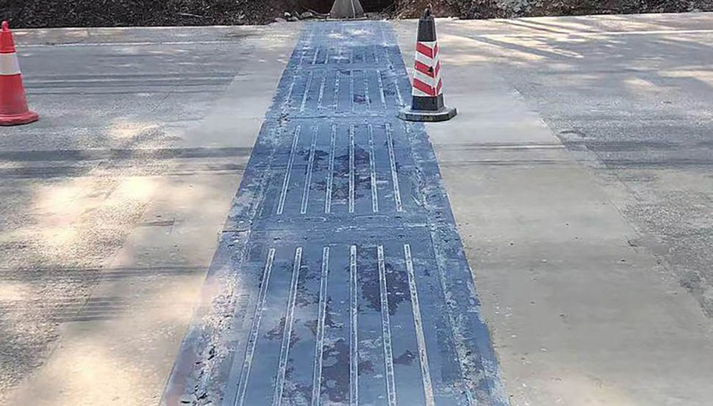 平板式动态汽车衡.jpg